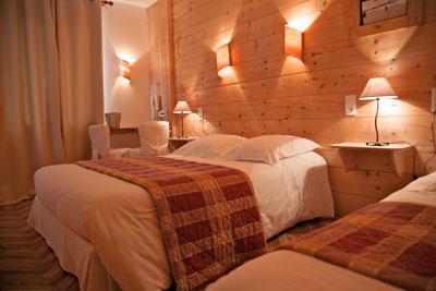 Logis Les Arobiers Hotel Lamoura Eksteriør billede