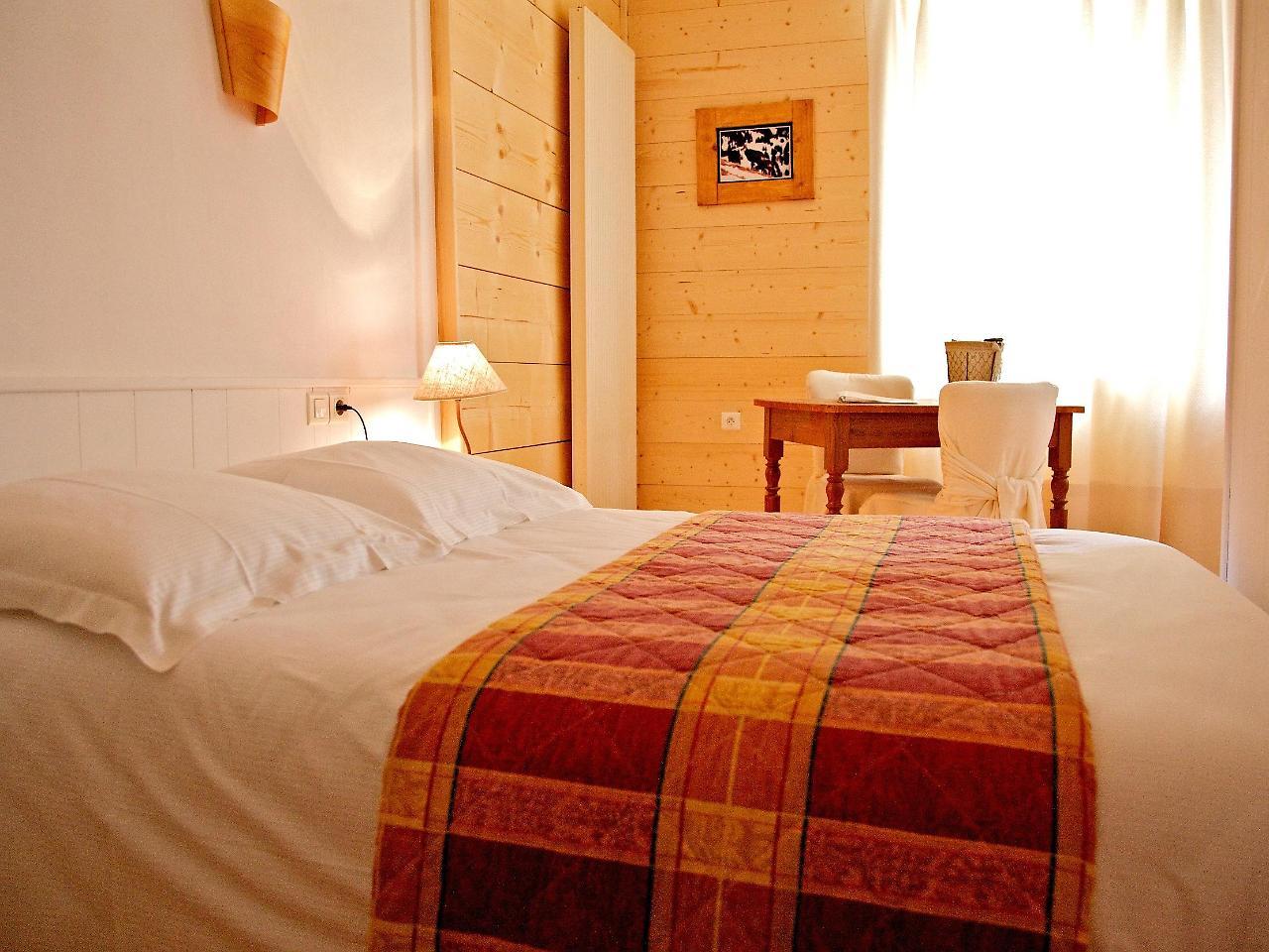Logis Les Arobiers Hotel Lamoura Eksteriør billede